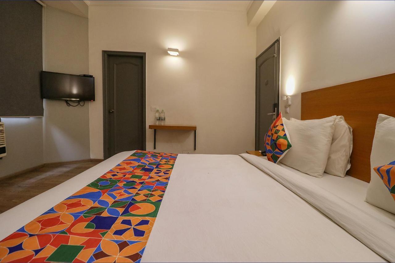 Fabhotel Lord Inn Nowe Delhi Zewnętrze zdjęcie