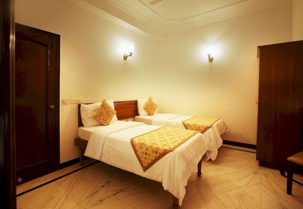 Fabhotel Lord Inn Nowe Delhi Zewnętrze zdjęcie