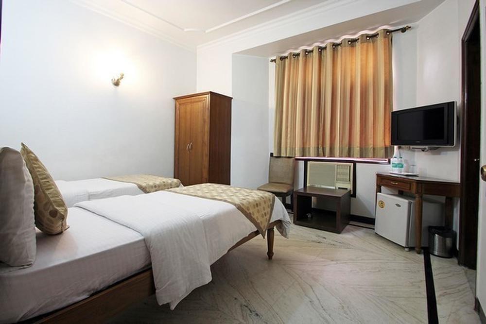 Fabhotel Lord Inn Nowe Delhi Zewnętrze zdjęcie