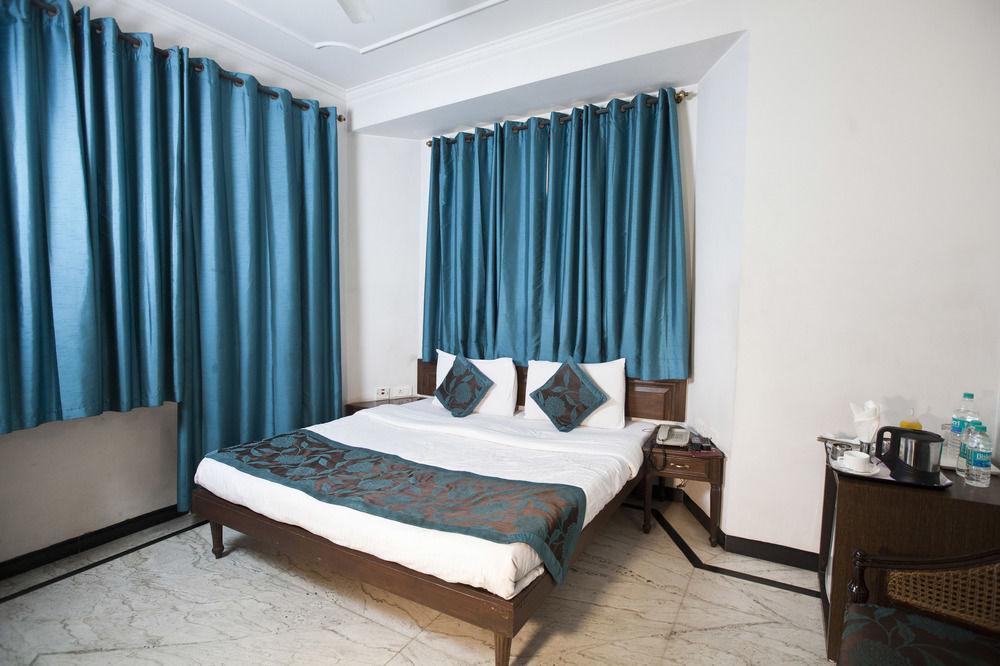 Fabhotel Lord Inn Nowe Delhi Zewnętrze zdjęcie