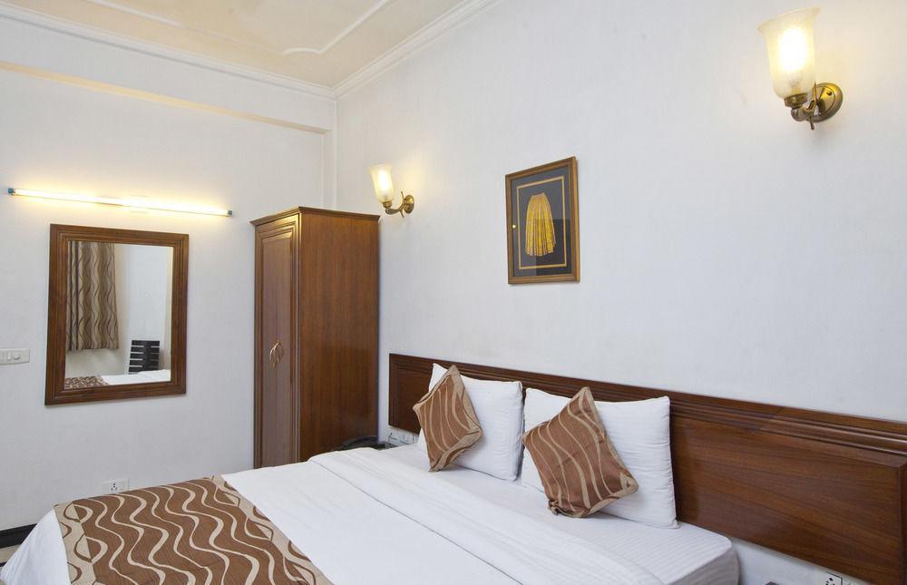 Fabhotel Lord Inn Nowe Delhi Zewnętrze zdjęcie